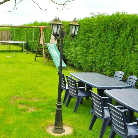 4 Bedrooms House With Wifi At